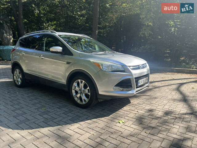 Серый Форд Эскейп, объемом двигателя 2 л и пробегом 170 тыс. км за 12900 $, фото 1 на Automoto.ua
