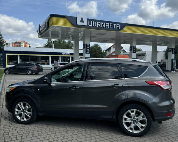 Форд Эскейп 2015 в Ивано-Франковске на Automoto.ua Серый Форд Эскейп, объемом двигателя 2 л и пробегом 252 тыс. км за 11800 $, фото 1 на Automoto.ua