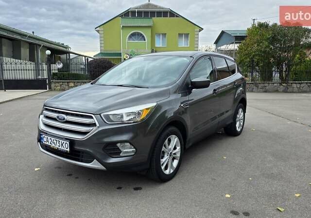 Сірий Форд Ескейп, об'ємом двигуна 1.5 л та пробігом 216 тис. км за 10500 $, фото 1 на Automoto.ua