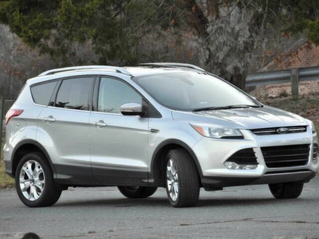 Серый Форд Эскейп, объемом двигателя 1.6 л и пробегом 75 тыс. км за 7000 $, фото 1 на Automoto.ua