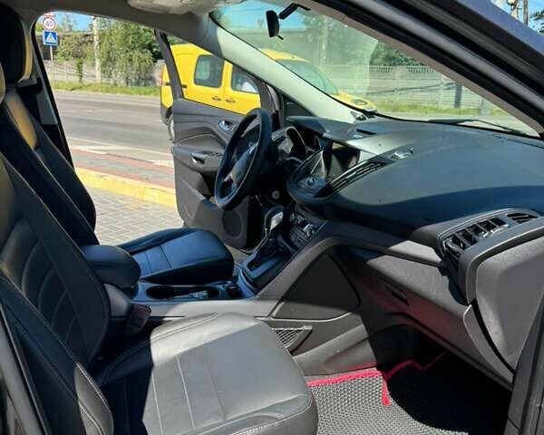 Серый Форд Эскейп, объемом двигателя 1.6 л и пробегом 149 тыс. км за 9900 $, фото 1 на Automoto.ua