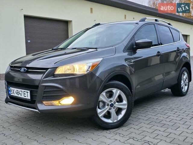 Форд Эскейп 2016 в Хмельницком на Automoto.ua Серый Форд Эскейп, объемом двигателя 2.5 л и пробегом 192 тыс. км за 9999 $, фото 1 на Automoto.ua
