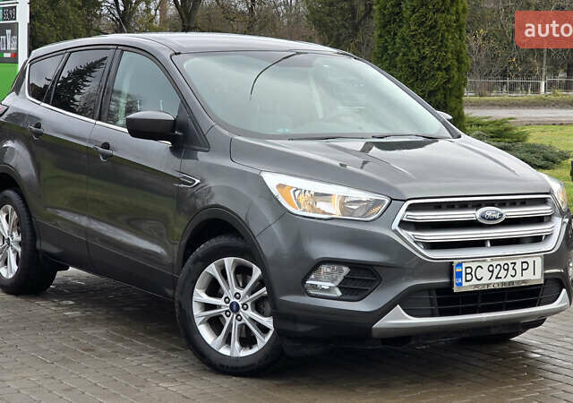 Серый Форд Эскейп, объемом двигателя 1.5 л и пробегом 143 тыс. км за 12100 $, фото 1 на Automoto.ua