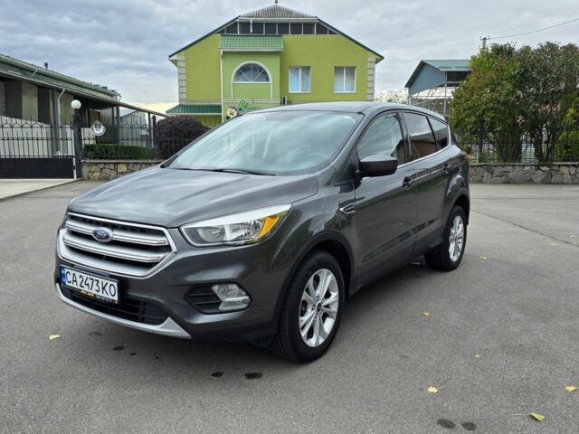 Сірий Форд Ескейп, об'ємом двигуна 1.5 л та пробігом 227 тис. км за 9499 $, фото 1 на Automoto.ua