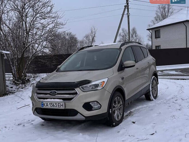 Серый Форд Эскейп, объемом двигателя 1.5 л и пробегом 169 тыс. км за 13500 $, фото 1 на Automoto.ua