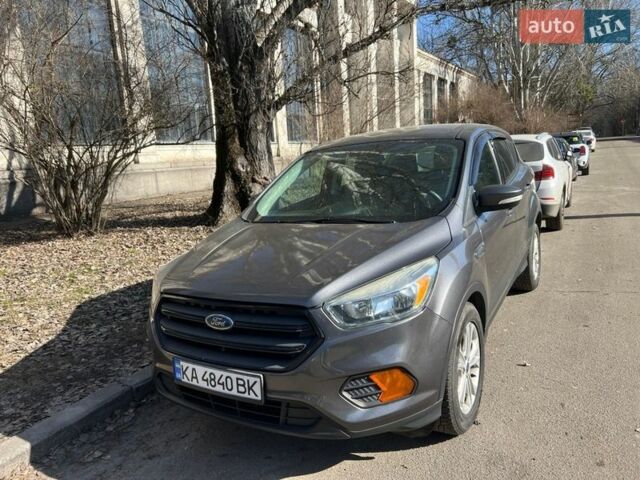 Серый Форд Эскейп, объемом двигателя 2.49 л и пробегом 171 тыс. км за 11500 $, фото 1 на Automoto.ua