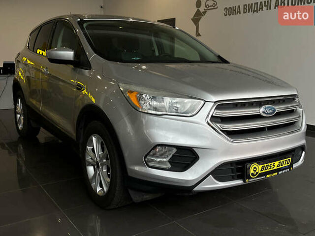 Серый Форд Эскейп, объемом двигателя 1.5 л и пробегом 130 тыс. км за 12650 $, фото 1 на Automoto.ua