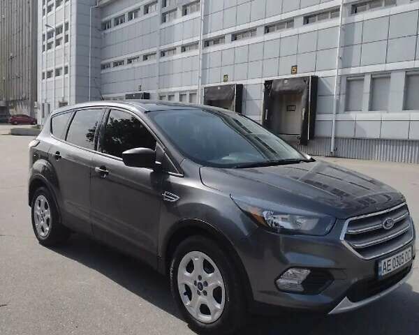 Сірий Форд Ескейп, об'ємом двигуна 2.49 л та пробігом 92 тис. км за 11800 $, фото 1 на Automoto.ua