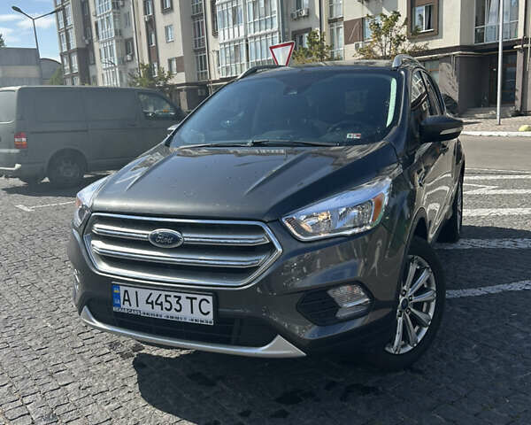 Сірий Форд Ескейп, об'ємом двигуна 1.5 л та пробігом 186 тис. км за 10400 $, фото 1 на Automoto.ua