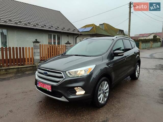Сірий Форд Ескейп, об'ємом двигуна 2 л та пробігом 204 тис. км за 12200 $, фото 1 на Automoto.ua