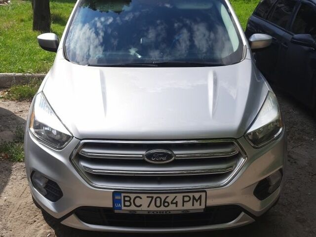 Сірий Форд Ескейп, об'ємом двигуна 2 л та пробігом 188 тис. км за 13000 $, фото 1 на Automoto.ua