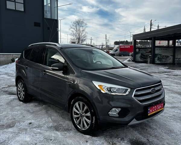 Серый Форд Эскейп, объемом двигателя 1.5 л и пробегом 210 тыс. км за 11999 $, фото 1 на Automoto.ua