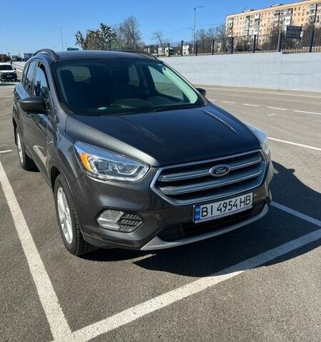 Сірий Форд Ескейп, об'ємом двигуна 1.5 л та пробігом 80 тис. км за 10700 $, фото 1 на Automoto.ua