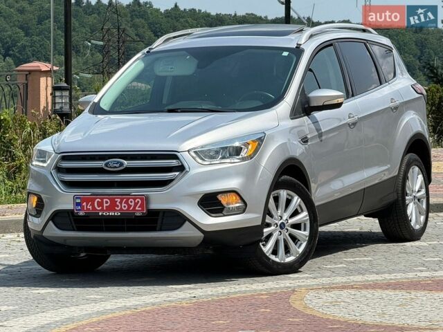 Сірий Форд Ескейп, об'ємом двигуна 1.5 л та пробігом 152 тис. км за 12300 $, фото 1 на Automoto.ua