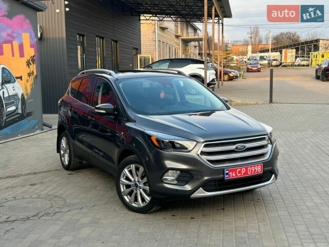 Сірий Форд Ескейп, об'ємом двигуна 1.5 л та пробігом 147 тис. км за 12850 $, фото 1 на Automoto.ua