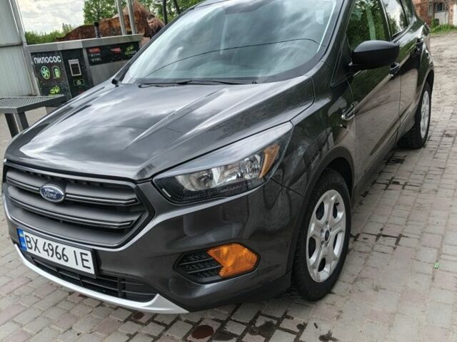 Сірий Форд Ескейп, об'ємом двигуна 2.5 л та пробігом 132 тис. км за 12200 $, фото 1 на Automoto.ua