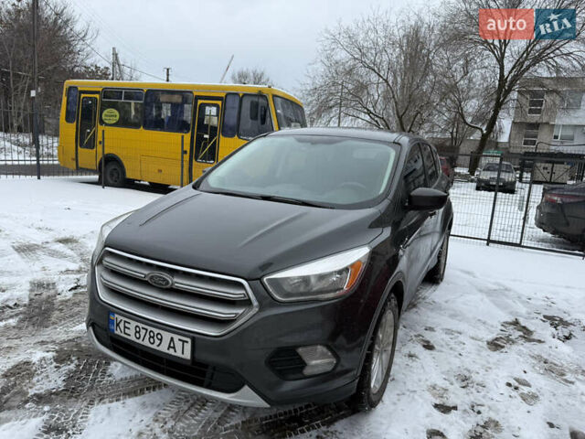 Серый Форд Эскейп, объемом двигателя 1.98 л и пробегом 160 тыс. км за 10899 $, фото 1 на Automoto.ua