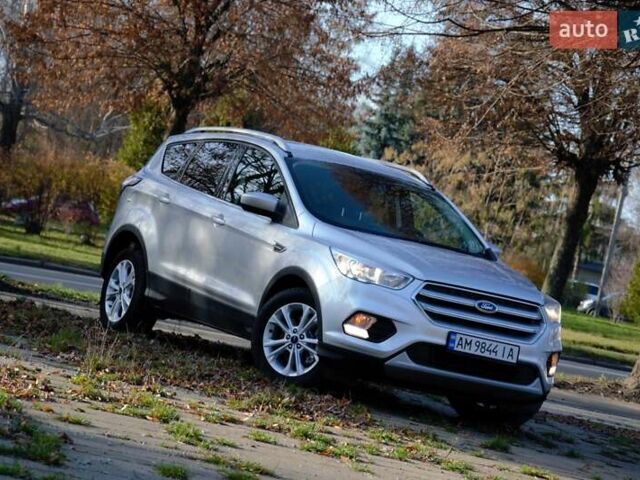 Сірий Форд Ескейп, об'ємом двигуна 2 л та пробігом 137 тис. км за 12900 $, фото 1 на Automoto.ua