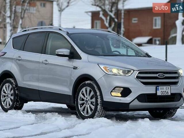 Серый Форд Эскейп, объемом двигателя 1.5 л и пробегом 68 тыс. км за 9200 $, фото 1 на Automoto.ua