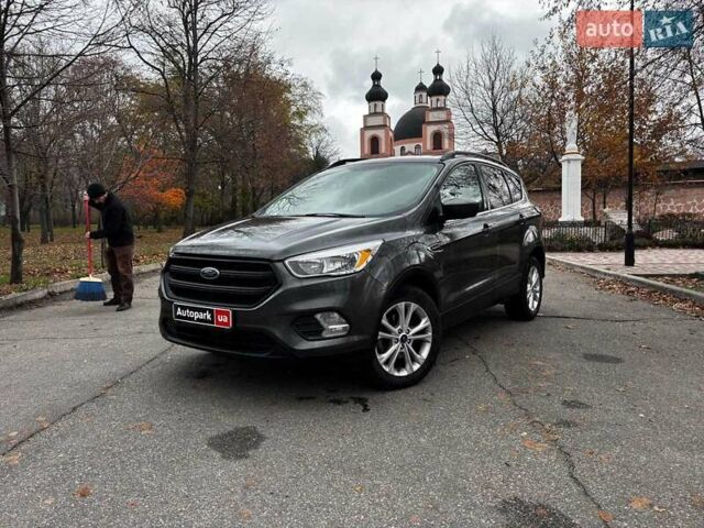 Серый Форд Эскейп, объемом двигателя 1.5 л и пробегом 104 тыс. км за 12530 $, фото 1 на Automoto.ua