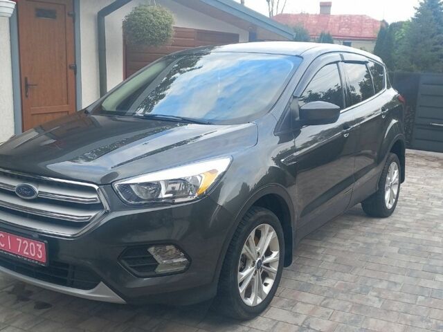Сірий Форд Ескейп, об'ємом двигуна 0 л та пробігом 195 тис. км за 12800 $, фото 1 на Automoto.ua