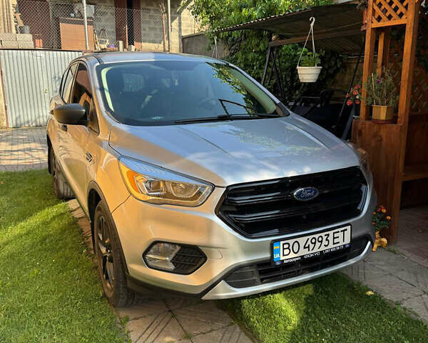 Серый Форд Эскейп, объемом двигателя 2.49 л и пробегом 79 тыс. км за 13500 $, фото 1 на Automoto.ua