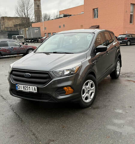 Серый Форд Эскейп, объемом двигателя 2.5 л и пробегом 118 тыс. км за 14600 $, фото 1 на Automoto.ua