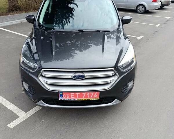 Серый Форд Эскейп, объемом двигателя 1.5 л и пробегом 204 тыс. км за 10800 $, фото 1 на Automoto.ua