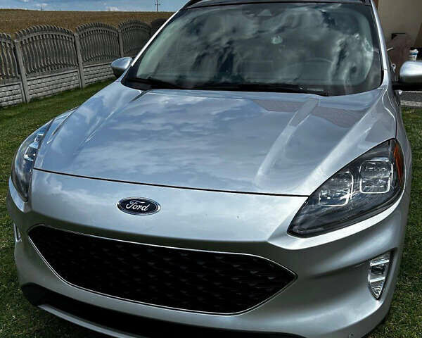 Серый Форд Эскейп, объемом двигателя 2 л и пробегом 55 тыс. км за 15100 $, фото 1 на Automoto.ua