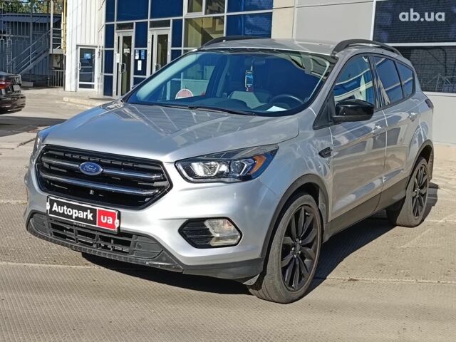 Сірий Форд Ескейп, об'ємом двигуна 1.5 л та пробігом 74 тис. км за 13990 $, фото 1 на Automoto.ua