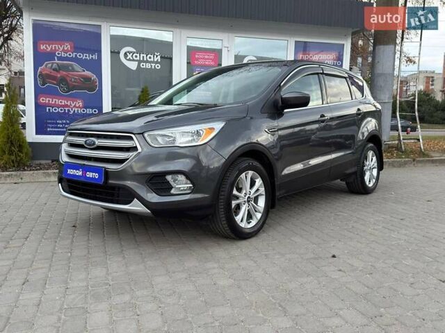 Серый Форд Эскейп, объемом двигателя 1.5 л и пробегом 156 тыс. км за 14700 $, фото 1 на Automoto.ua