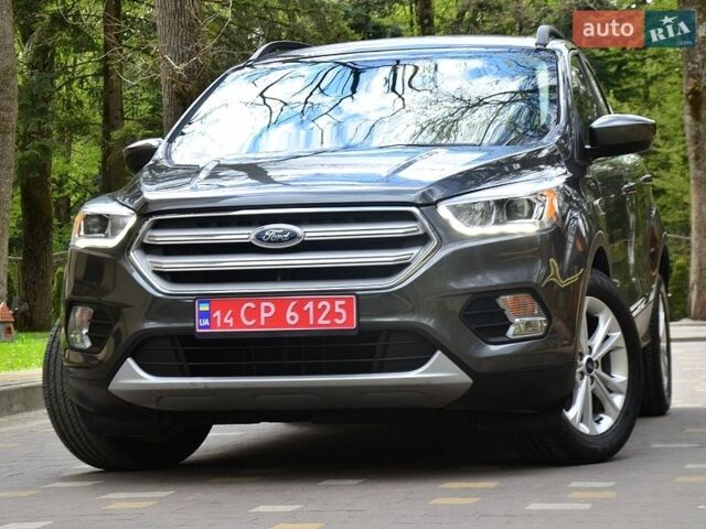 Серый Форд Эскейп, объемом двигателя 1.5 л и пробегом 96 тыс. км за 12950 $, фото 1 на Automoto.ua