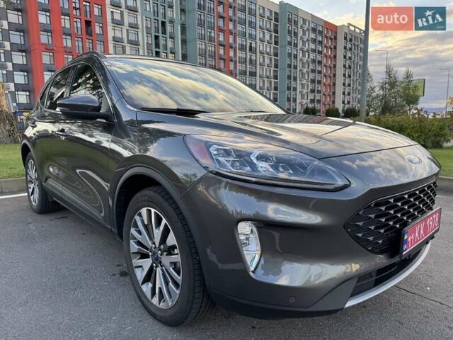 Форд Эскейп 2020 в Киеве на Automoto.ua Серый Форд Эскейп, объемом двигателя 0 л и пробегом 39 тыс. км за 22900 $, фото 1 на Automoto.ua