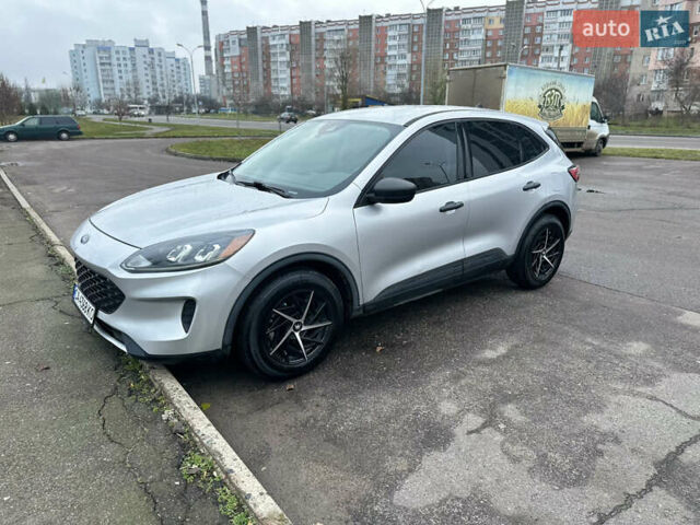 Сірий Форд Ескейп, об'ємом двигуна 1.5 л та пробігом 113 тис. км за 15000 $, фото 1 на Automoto.ua