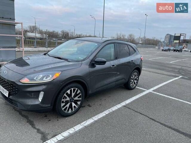 Серый Форд Эскейп, объемом двигателя 2.49 л и пробегом 127 тыс. км за 18800 $, фото 1 на Automoto.ua