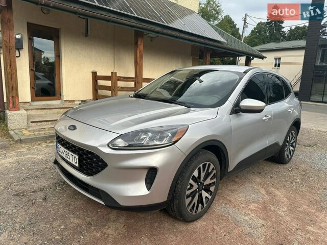 Сірий Форд Ескейп, об'ємом двигуна 1.5 л та пробігом 43 тис. км за 18000 $, фото 1 на Automoto.ua