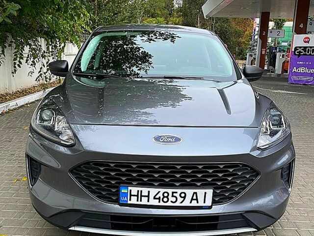 Серый Форд Эскейп, объемом двигателя 1.5 л и пробегом 90 тыс. км за 19000 $, фото 1 на Automoto.ua