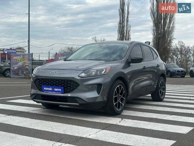 Сірий Форд Ескейп, об'ємом двигуна 1.5 л та пробігом 93 тис. км за 18700 $, фото 1 на Automoto.ua