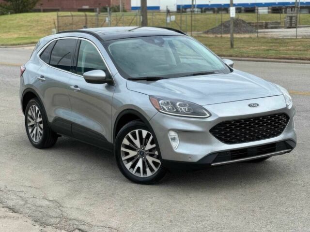 Серый Форд Эскейп, объемом двигателя 0 л и пробегом 43 тыс. км за 7400 $, фото 1 на Automoto.ua