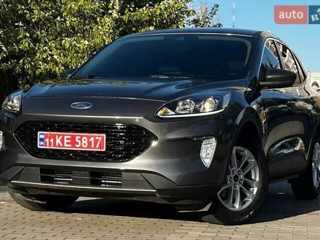 Серый Форд Эскейп, объемом двигателя 1.5 л и пробегом 51 тыс. км за 19900 $, фото 1 на Automoto.ua