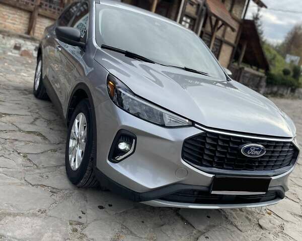 Сірий Форд Ескейп, об'ємом двигуна 0 л та пробігом 11 тис. км за 20000 $, фото 1 на Automoto.ua