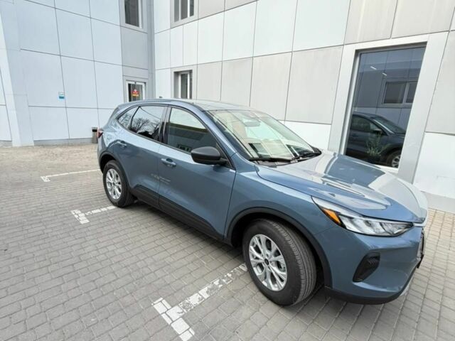 Серый Форд Эскейп, объемом двигателя 0 л и пробегом 4 тыс. км за 23500 $, фото 1 на Automoto.ua