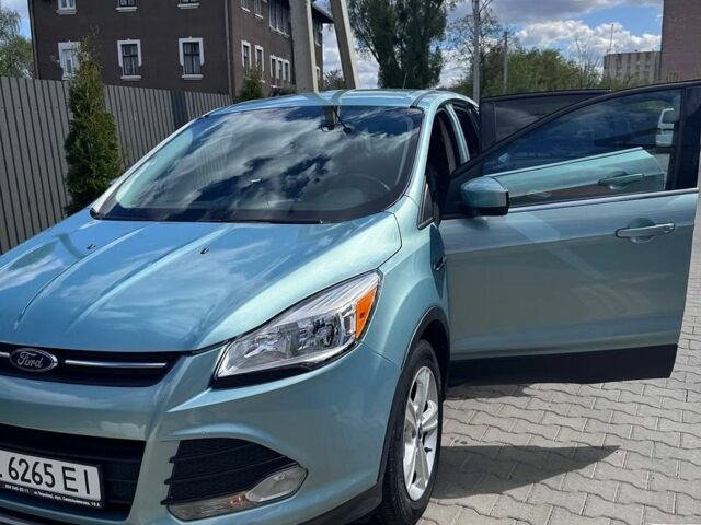 Синий Форд Эскейп, объемом двигателя 1.6 л и пробегом 135 тыс. км за 9500 $, фото 1 на Automoto.ua