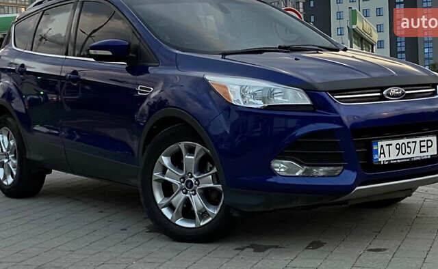 Синий Форд Эскейп, объемом двигателя 2 л и пробегом 160 тыс. км за 8000 $, фото 1 на Automoto.ua