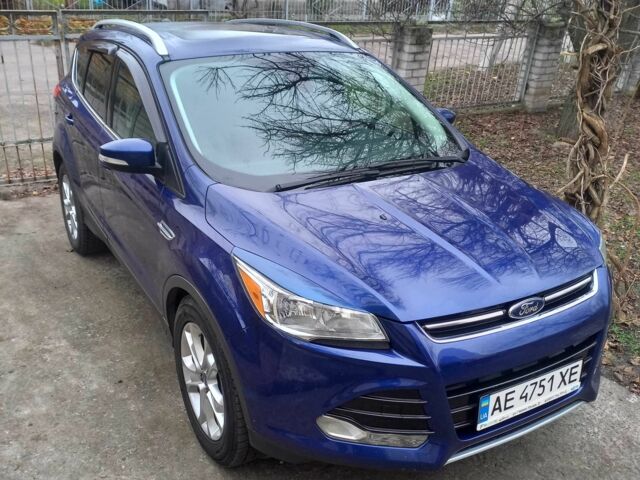 Синий Форд Эскейп, объемом двигателя 2 л и пробегом 175 тыс. км за 12862 $, фото 1 на Automoto.ua