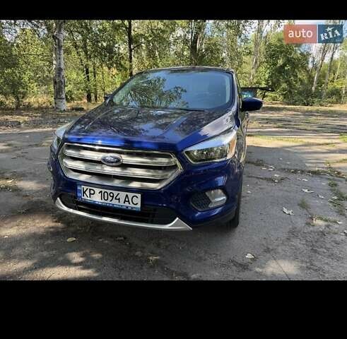 Синий Форд Эскейп, объемом двигателя 2.5 л и пробегом 121 тыс. км за 12500 $, фото 1 на Automoto.ua