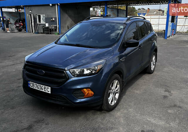 Форд Эскейп 2017 в Чернигове на Automoto.ua Синий Форд Эскейп, объемом двигателя 2.5 л и пробегом 102 тыс. км за 15000 $, фото 1 на Automoto.ua