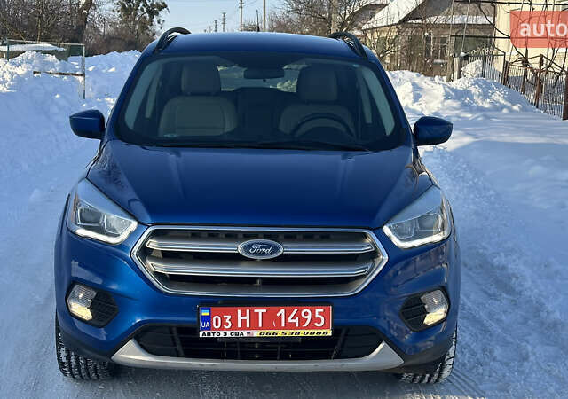 Синий Форд Эскейп, объемом двигателя 1.5 л и пробегом 197 тыс. км за 10500 $, фото 1 на Automoto.ua