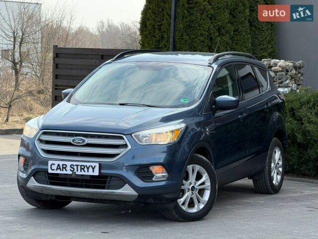 Синий Форд Эскейп, объемом двигателя 1.5 л и пробегом 197 тыс. км за 11200 $, фото 1 на Automoto.ua