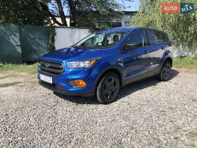 Синий Форд Эскейп, объемом двигателя 0 л и пробегом 68 тыс. км за 13700 $, фото 1 на Automoto.ua